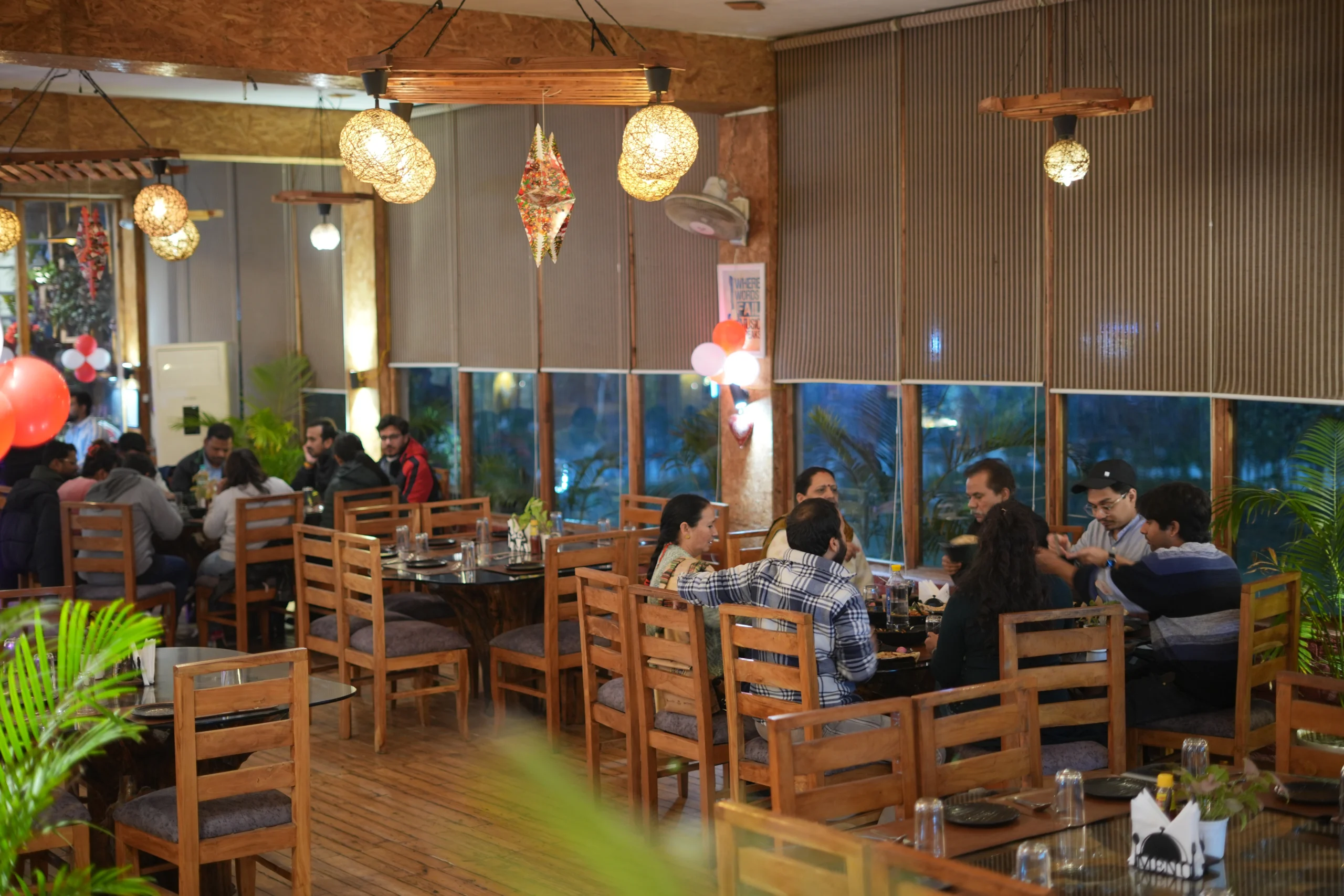 indoor restaurant in haldwani
